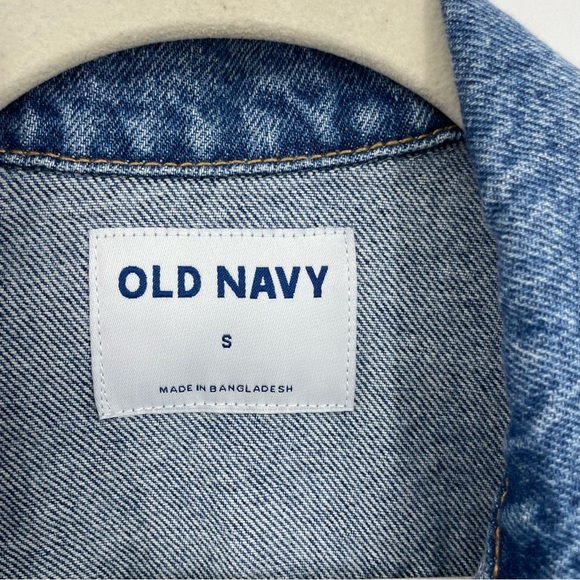 Old Navy Light Wash Blue Distressed Relaxed Classic birdie Denim Jean Jacket S - Picture 2 of 7